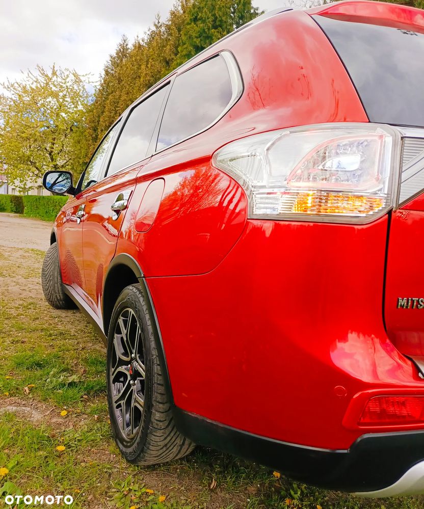 Mitsubishi Outlander 2.2 DID Intense + 4WD - 22