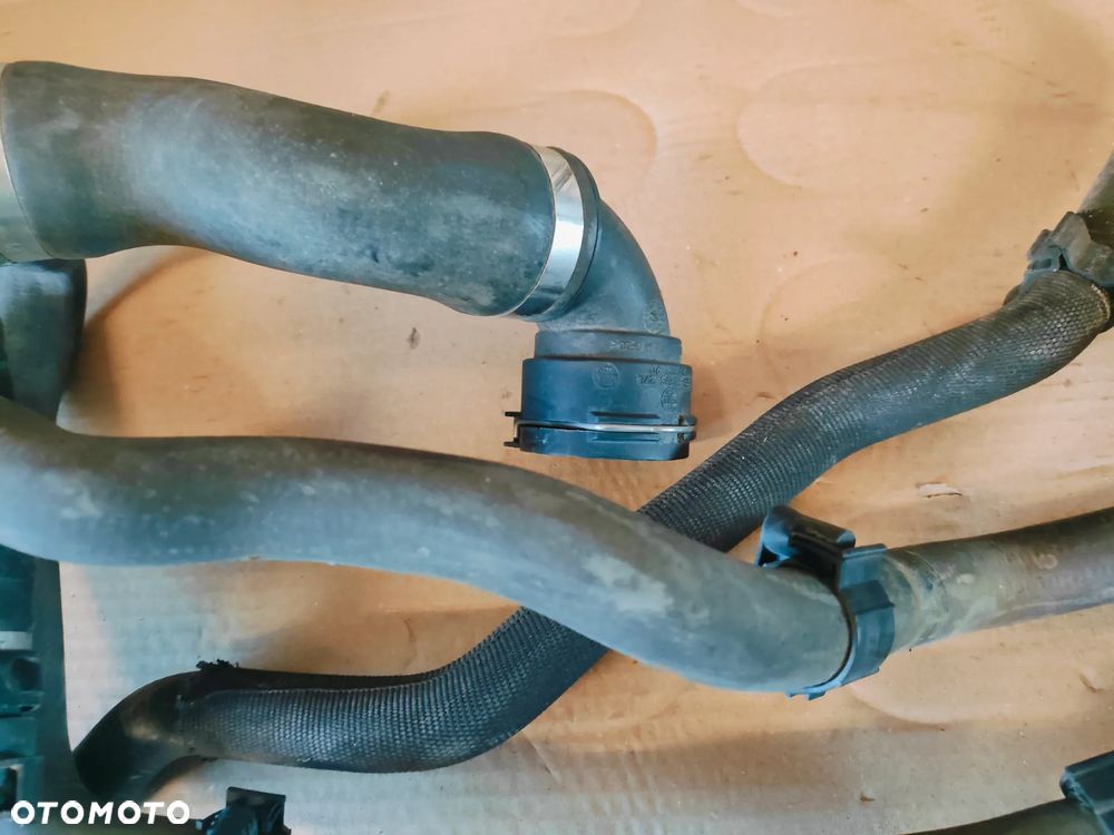 BMW E90 LIFT 2.0B PRZEWODY WODY - 12
