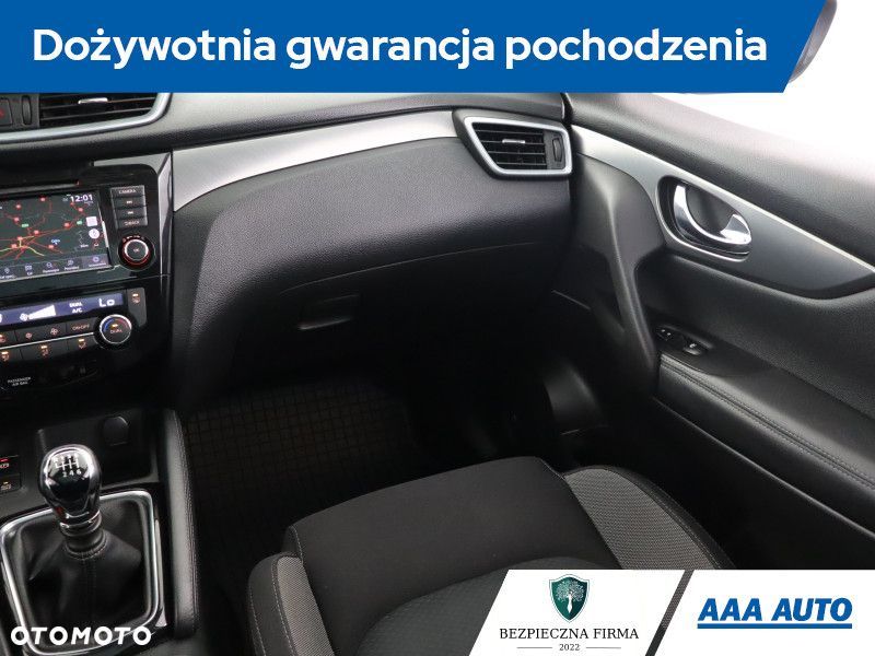 Nissan Qashqai - 10