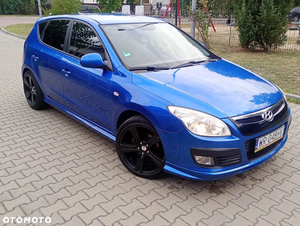 Hyundai i30 2.0 CRDi Premium - 1