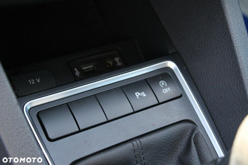 Volkswagen Jetta - 22