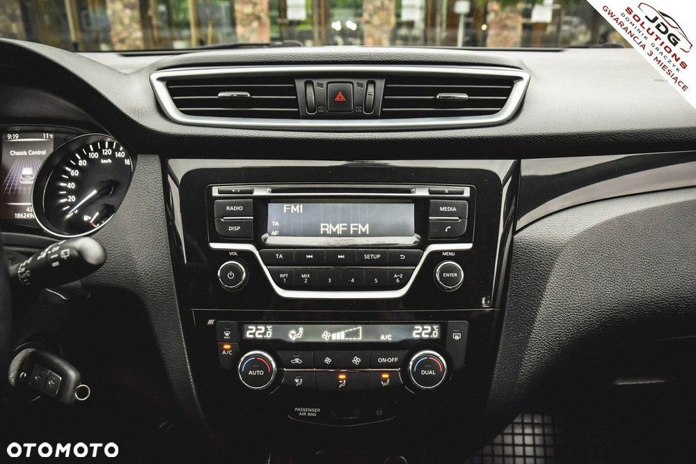 Nissan Qashqai 1.2 DIG-T Acenta EU6 - 25