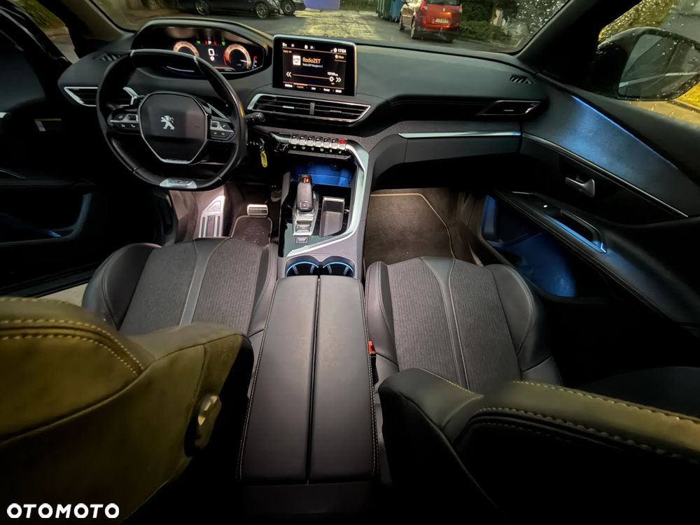 Peugeot 3008 1.6 PureTech GPF GT Line S&S EAT8 - 34