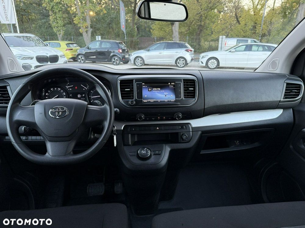 Toyota Proace Verso 2.0 D4-D Long Family - 17