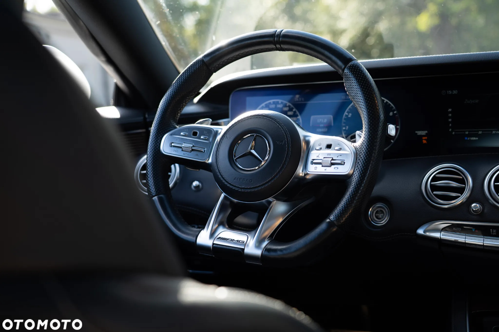 Mercedes-Benz Klasa S 560 Coupe 4-Matic 9G-TRONIC - 25