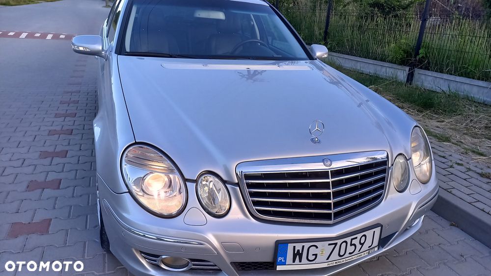 Mercedes-Benz Klasa E 320 CDI 7G-TRONIC Avantgarde DPF - 3