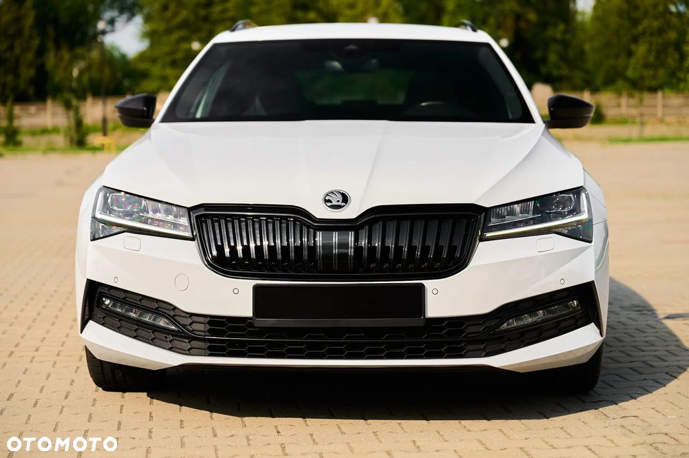 Skoda Superb 2.0 TDI DSG Sportline - 21