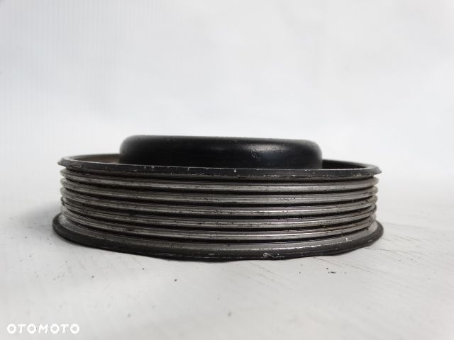 BMW 5 E34 518i M42 M43 M50 Koło Pasowe Pompy Wspomagania BMW 5 E34 3 E36 7 E38 518i 525ix 525i 518i 318i 318ti 316i 318is 316i 728i 728iL 32421722556 1722556 - 3
