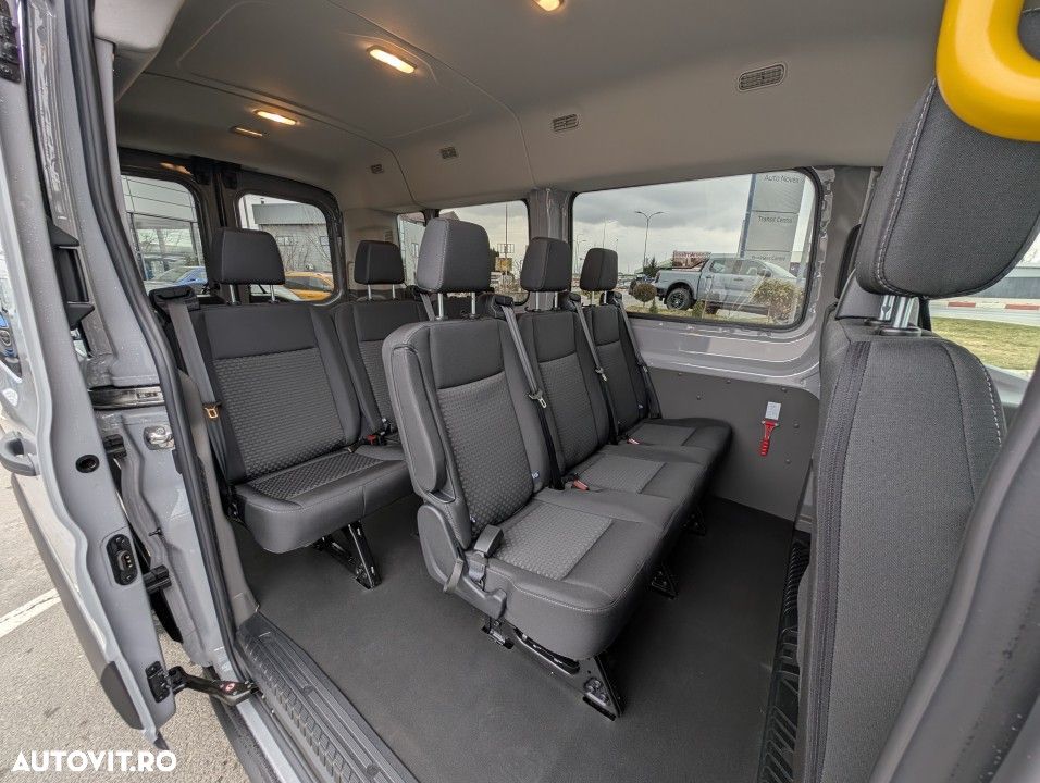 Ford Transit - 25