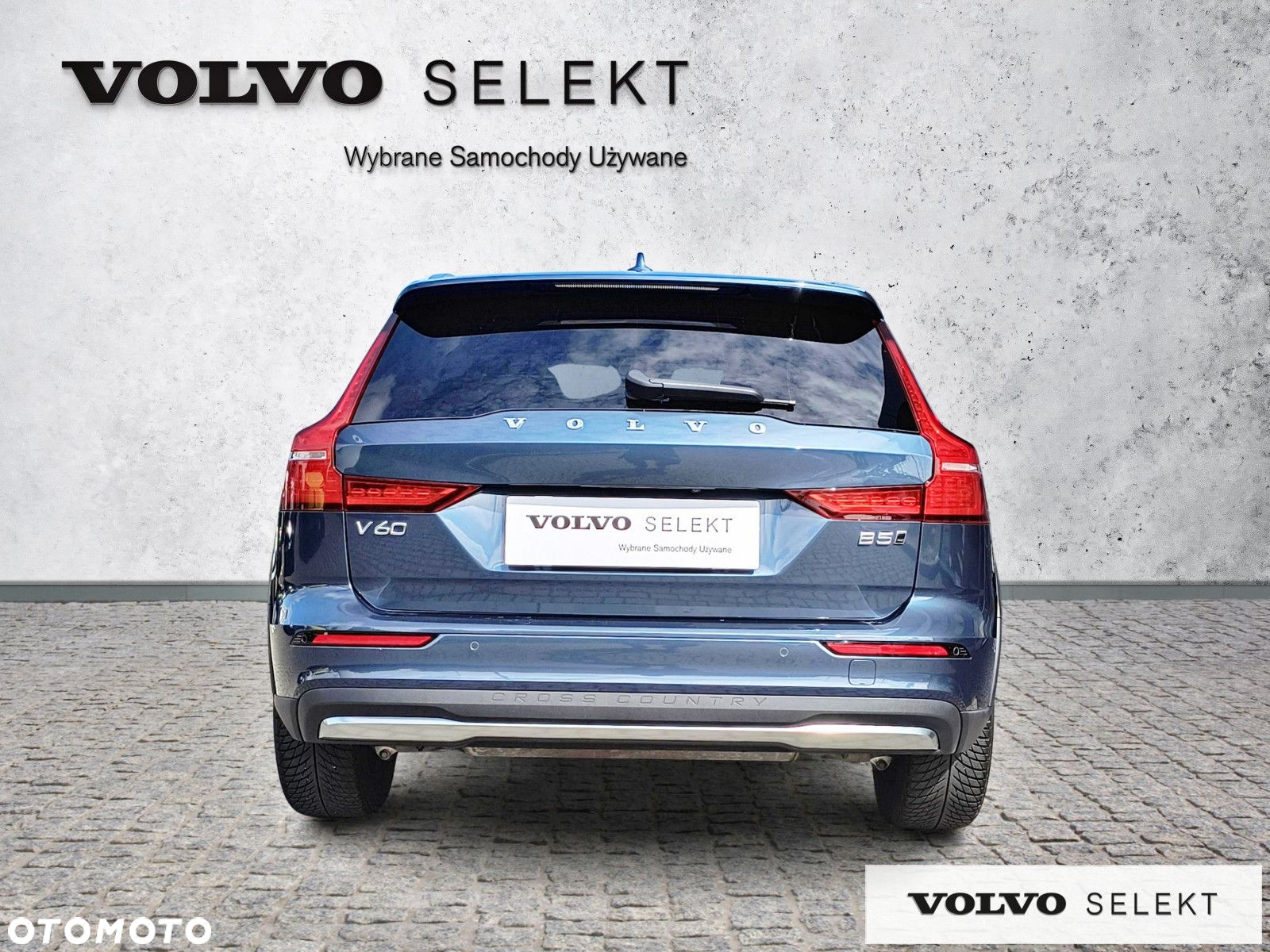 Volvo V60 Cross Country - 10