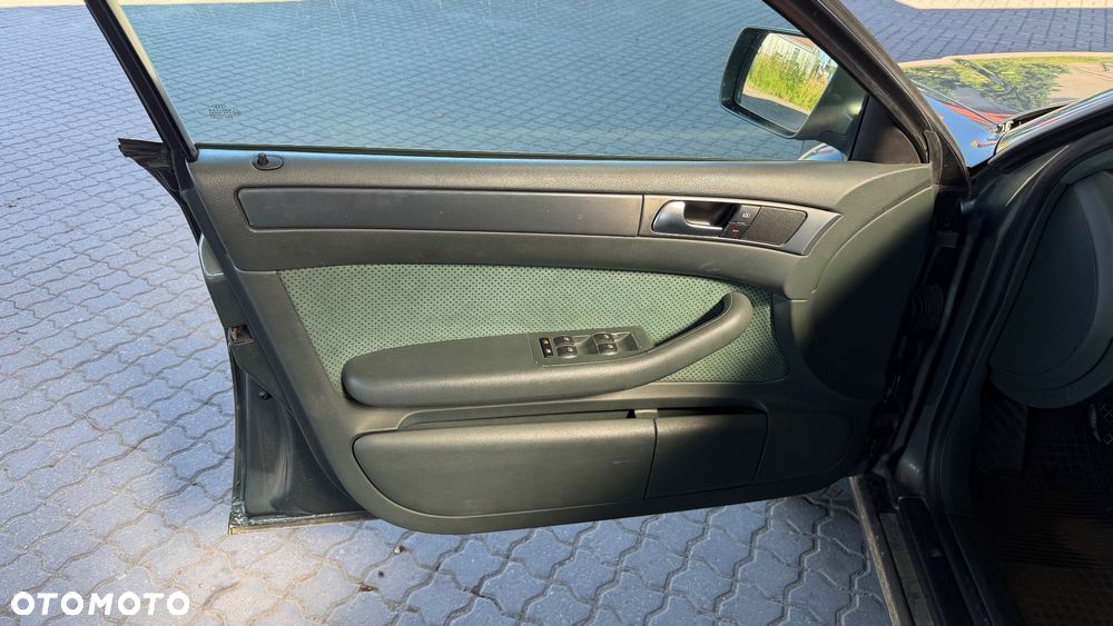 Audi A6 Allroad 2.5 TDI Quattro - 20