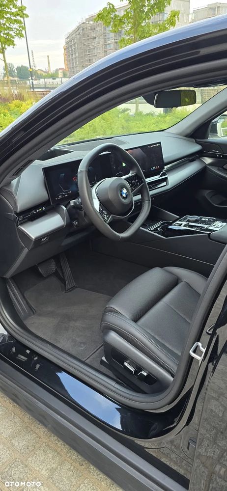 BMW Seria 5 - 12