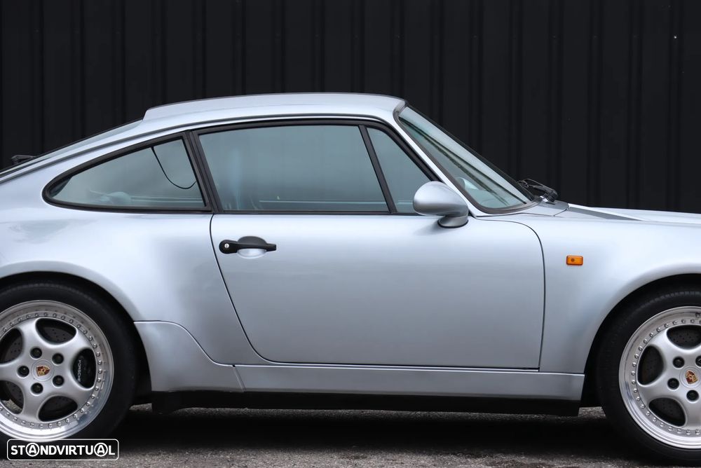 Porsche 911 (964) Coupé 3.3 Turbo II - 26