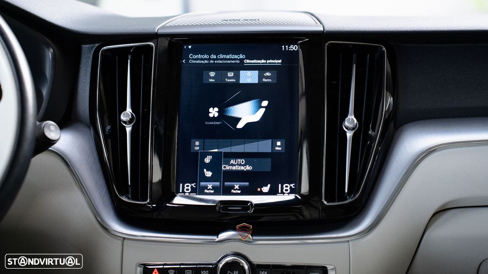 Volvo XC 60 2.0 T8 PHEV Inscription AWD - 34