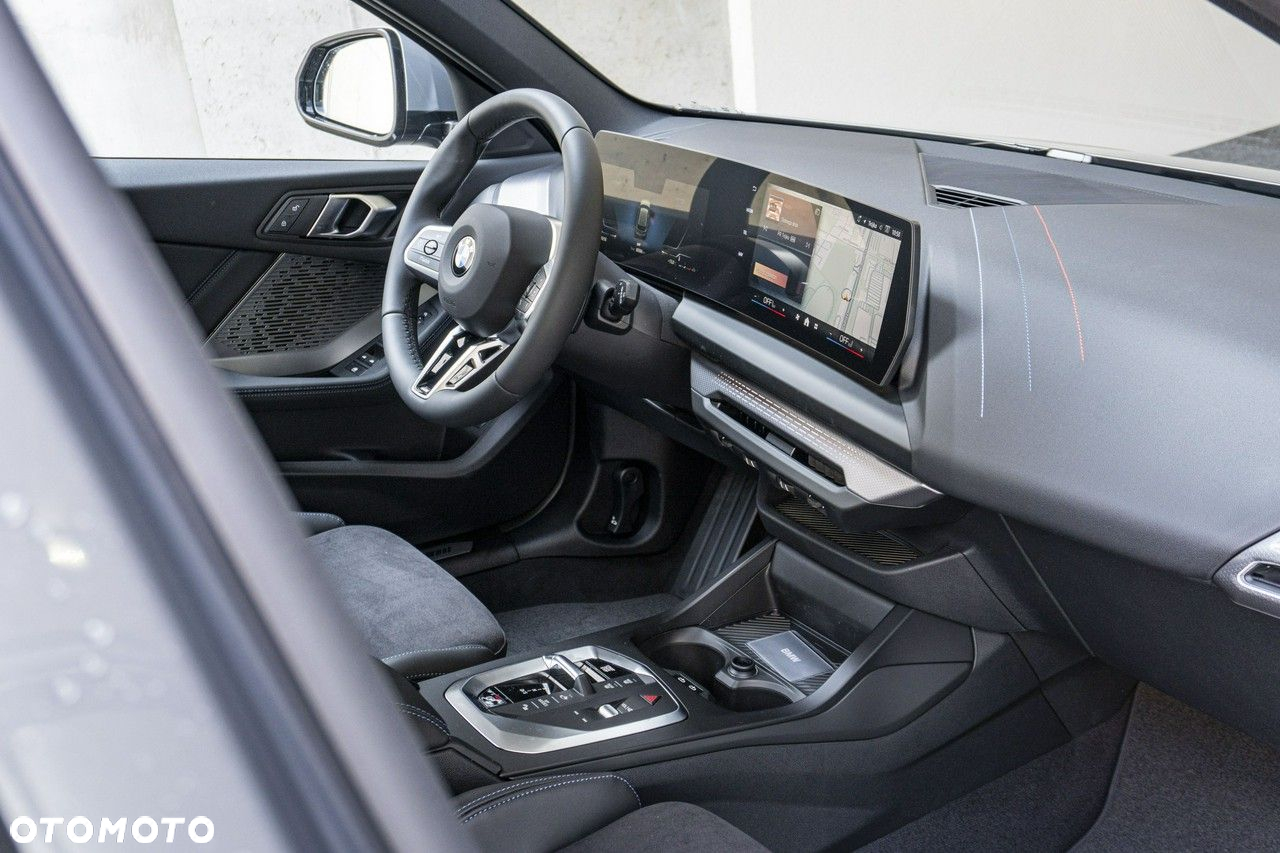 BMW Seria 1 - 22