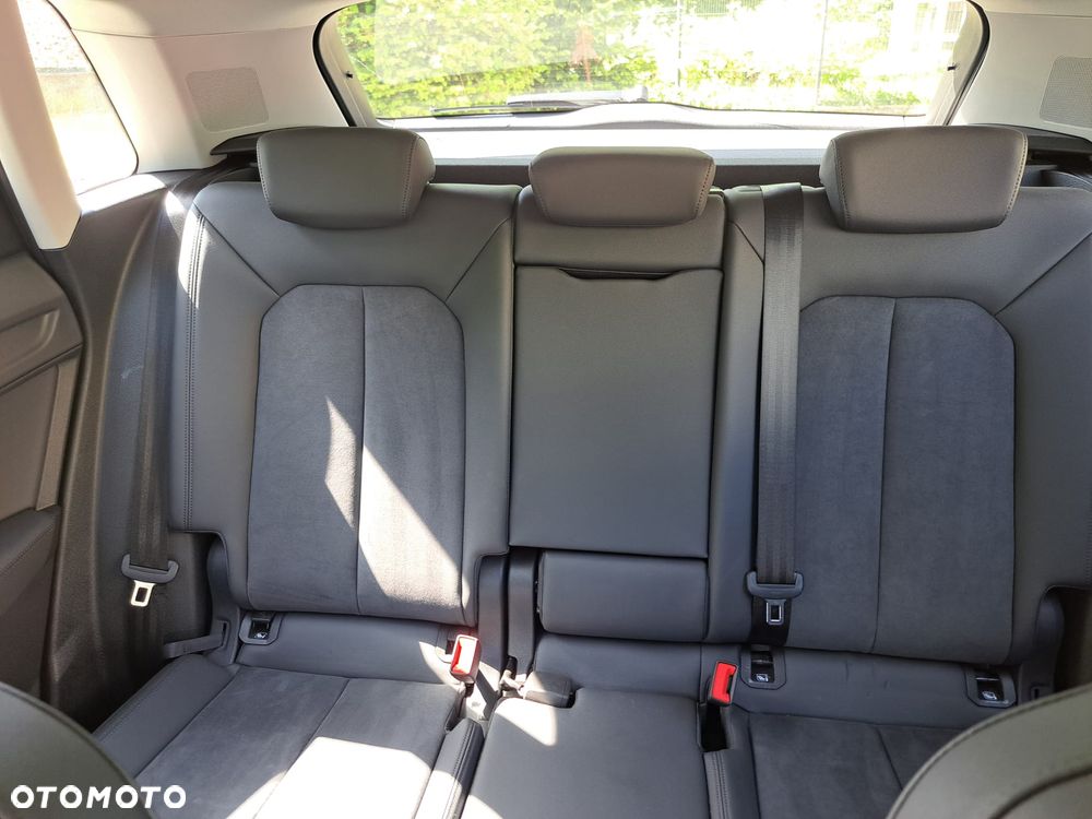 Audi Q3 35 TFSI S tronic - 12