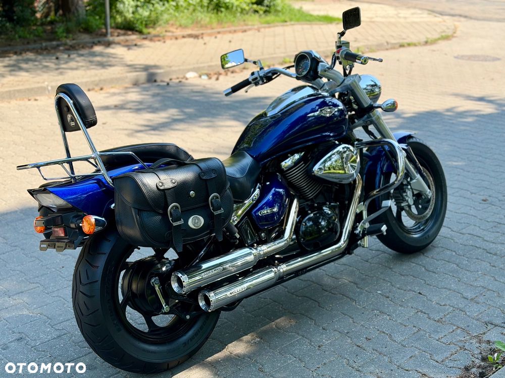 Suzuki Intruder - 7