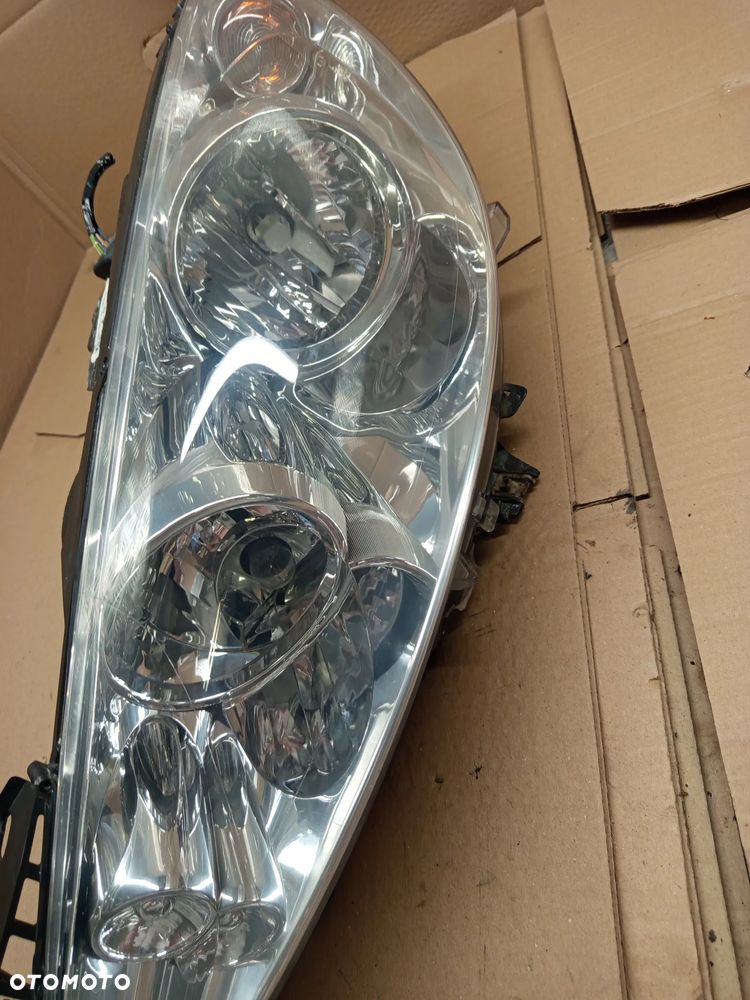 PEUGEOT 308 SW 1.6B 07-14 LAMPA PRAWY PRZÓD 9656162480 - 3