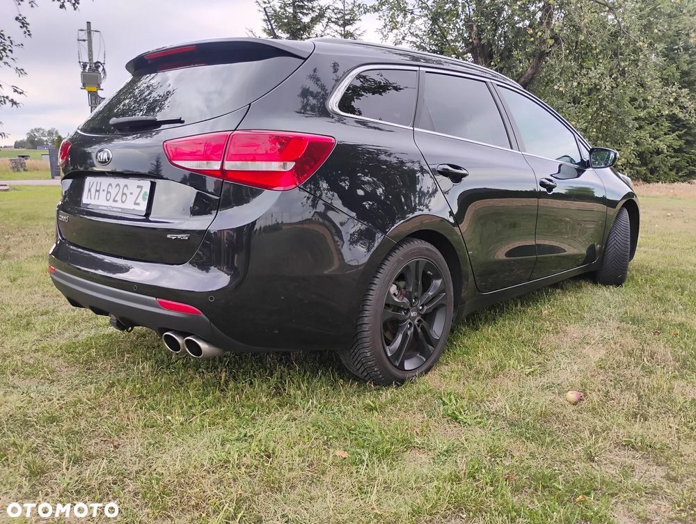 Kia Ceed 1.6 CRDi 136 ISG GT Line - 10