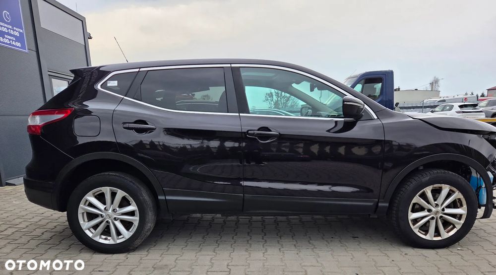 Nissan Qashqai 1.5 dCi DPF visia - 2