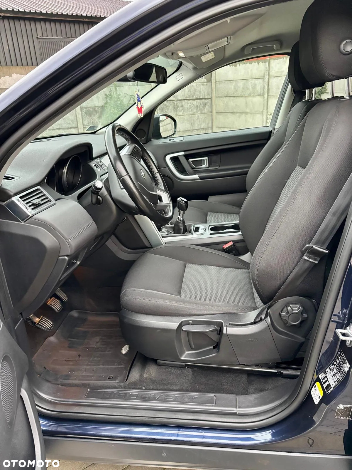 Land Rover Discovery Sport - 13