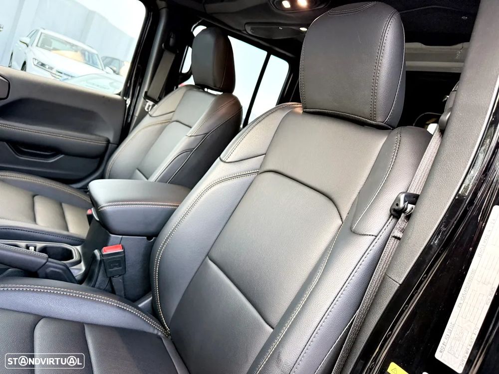 Jeep Wrangler Unlimited 2.0 TG 4xe Sahara - 24