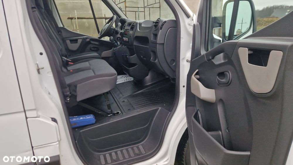 Renault Master - 11