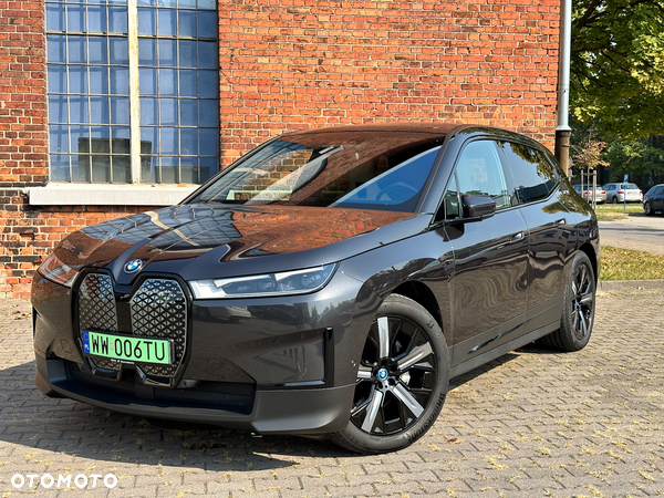 BMW iX xDrive50