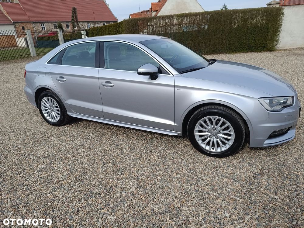 Audi A3 Limousine 1.6 TDI design - 11