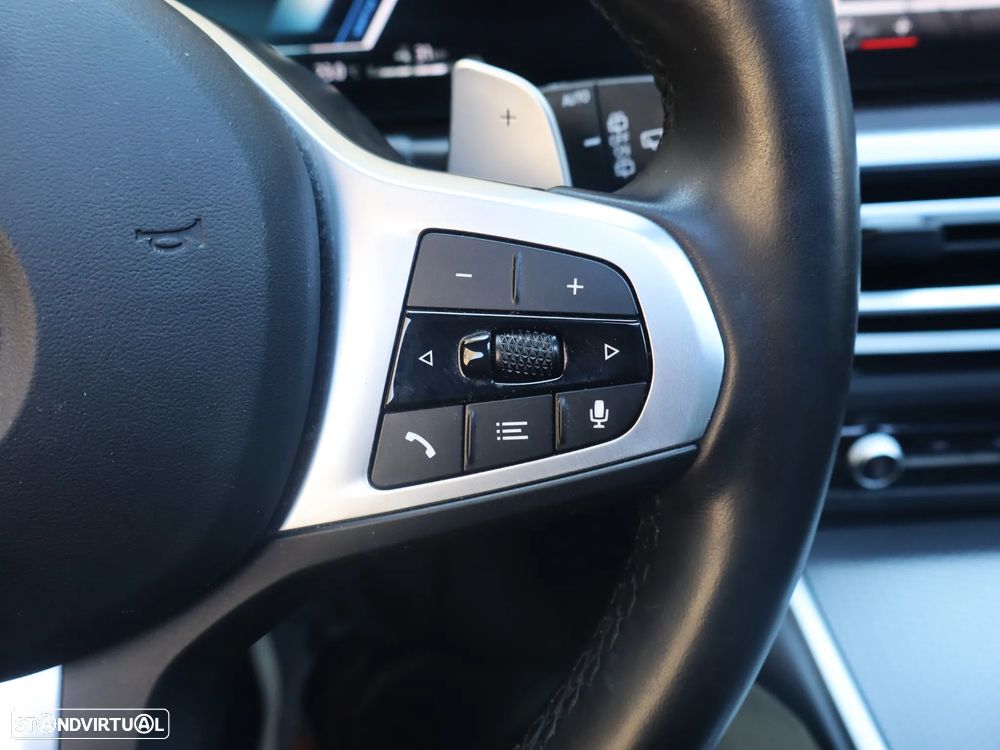 BMW 330 e Pack M Auto - 13