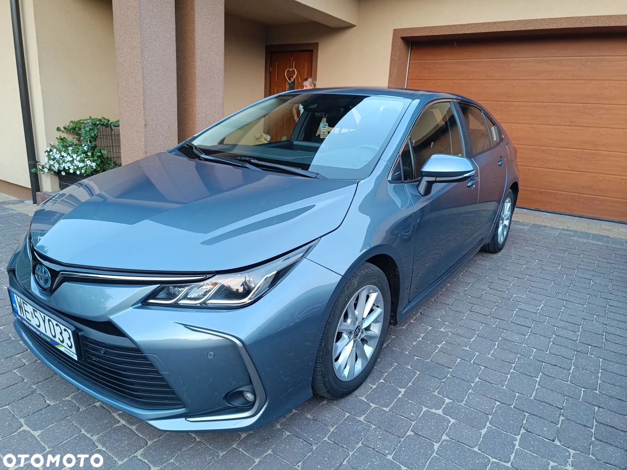 Toyota Corolla 1.8 Hybrid Comfort - 1