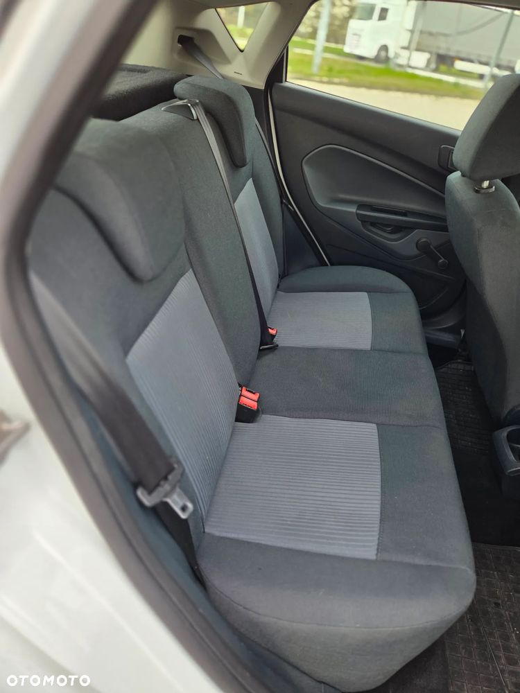 Ford Fiesta 1.4 TDCi Trend - 12
