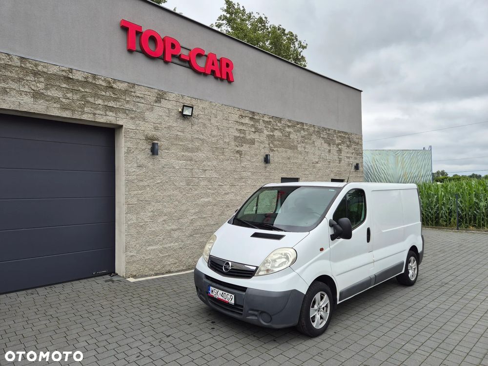 Opel Vivaro - 1
