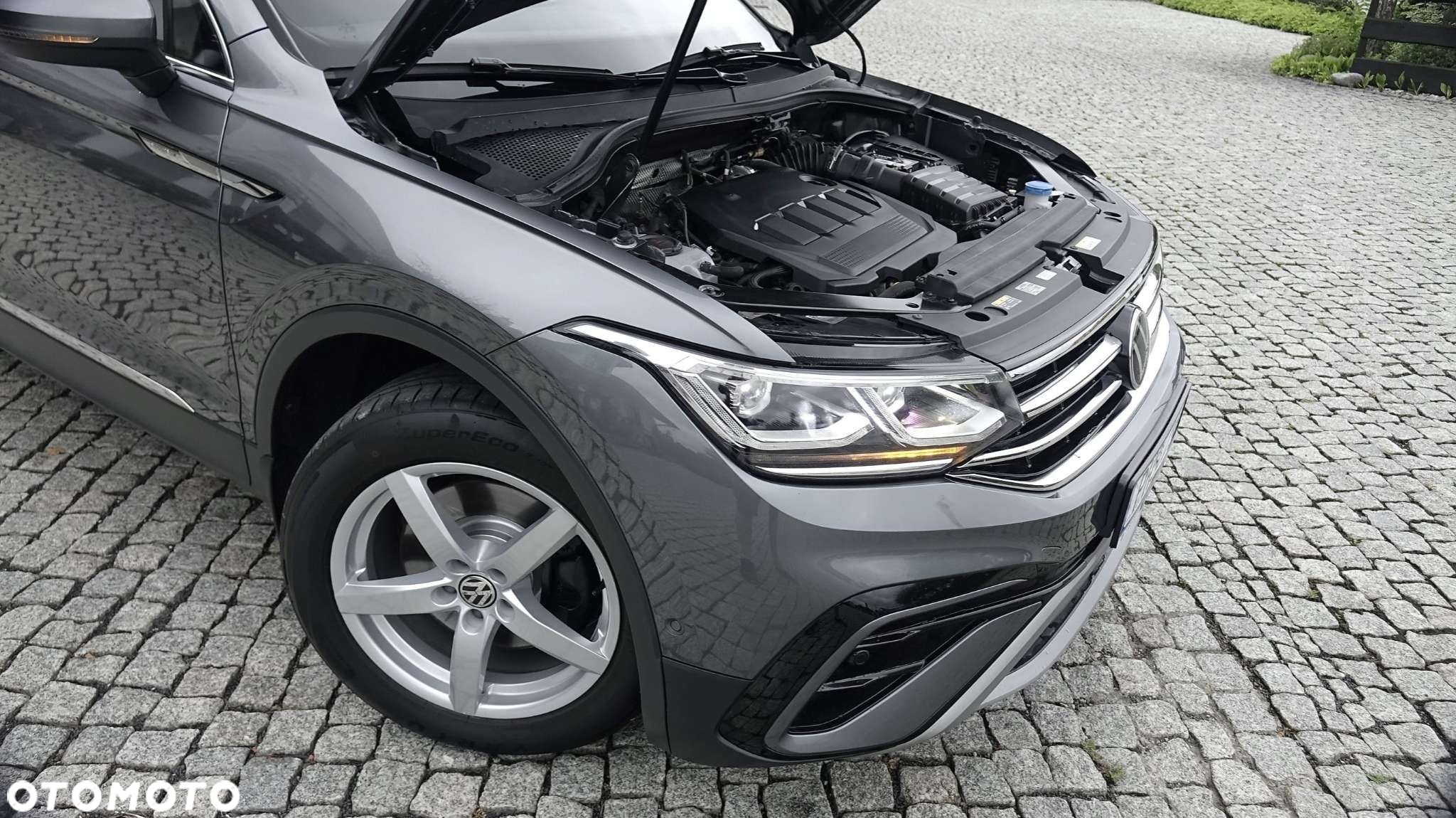 Volkswagen Tiguan Allspace - 17