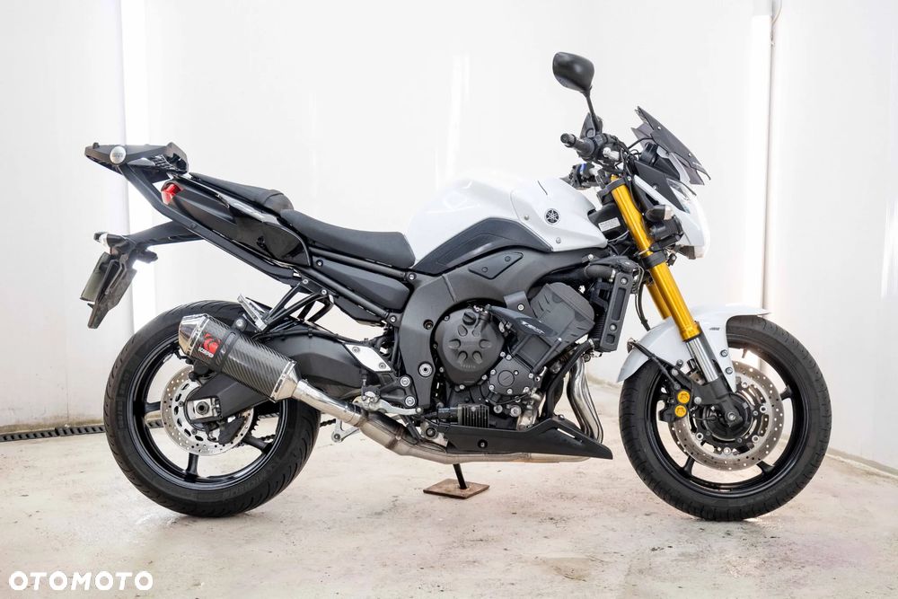 Yamaha FZ8 - 5