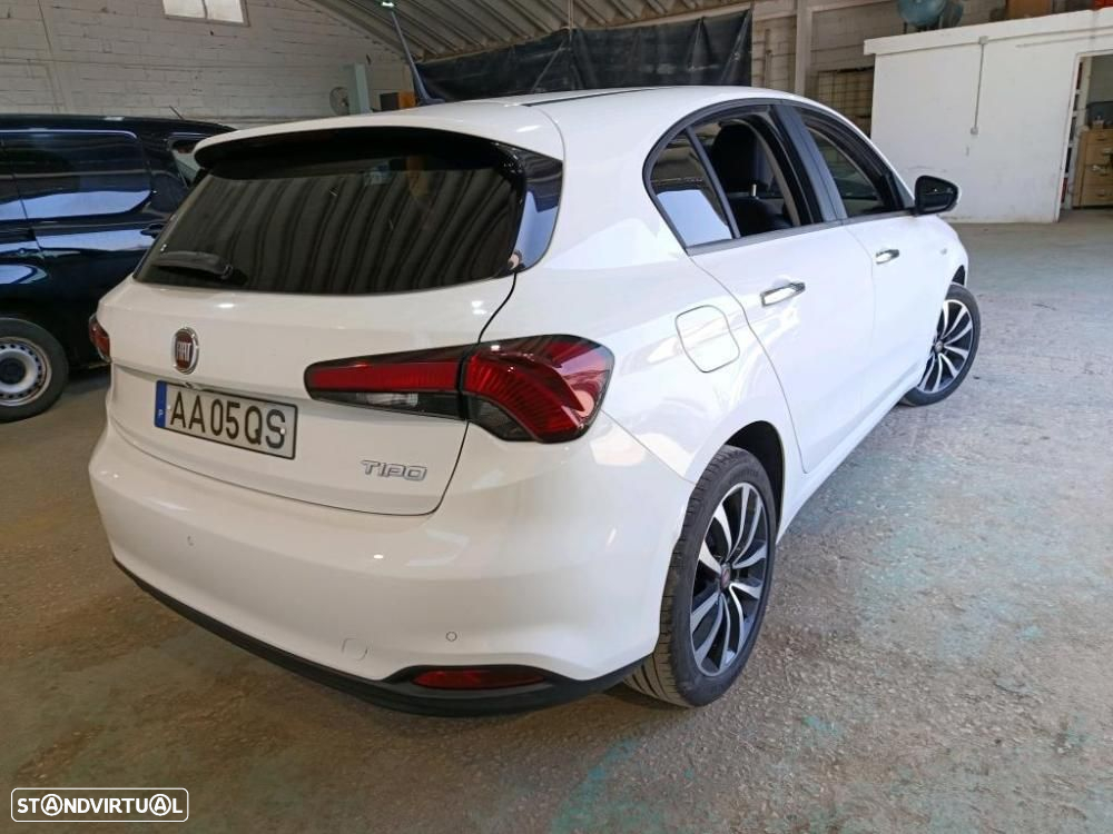 Fiat Tipo 1.3 M-Jet Lounge - 4