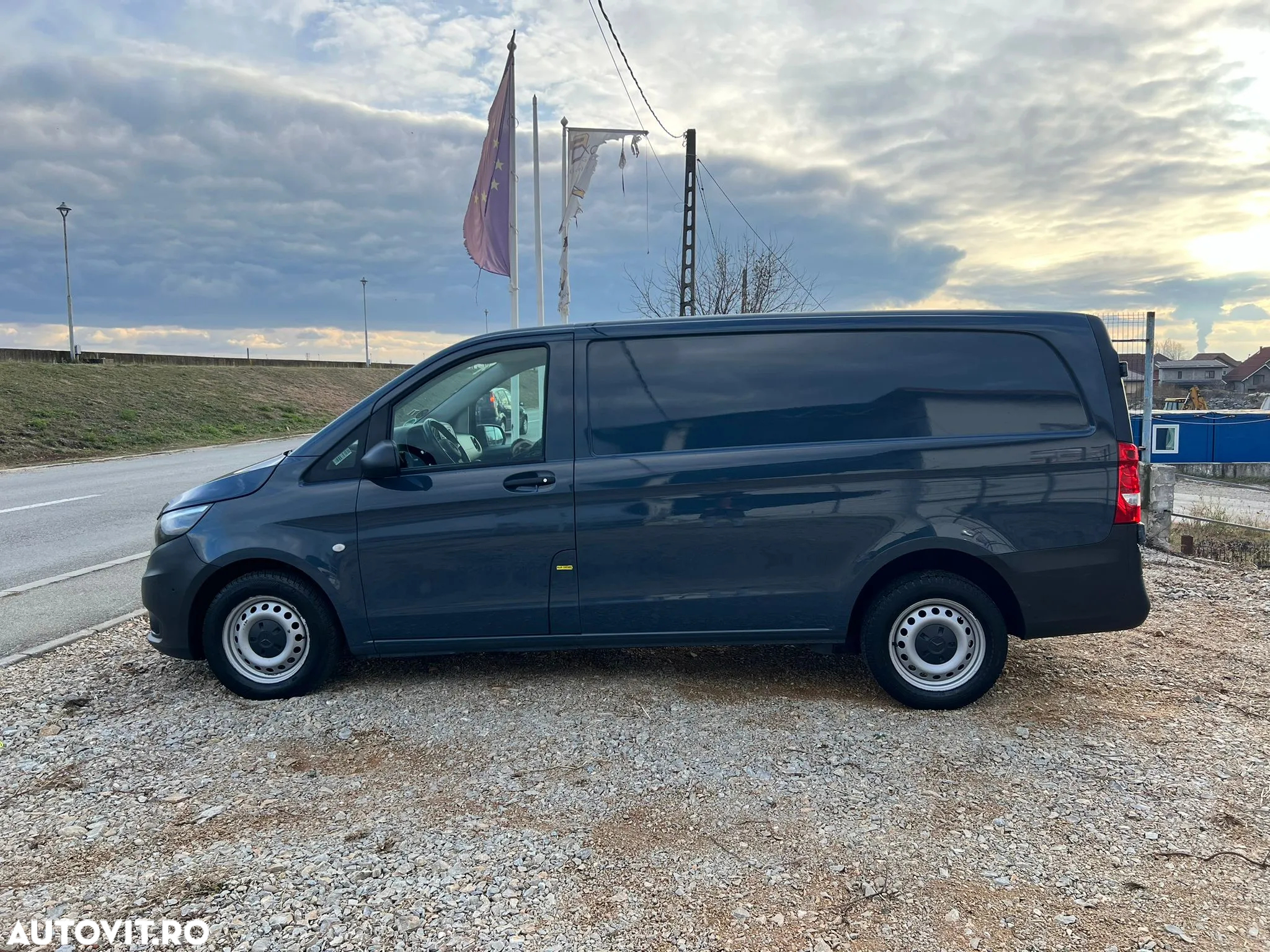 Mercedes-Benz Vito - 4