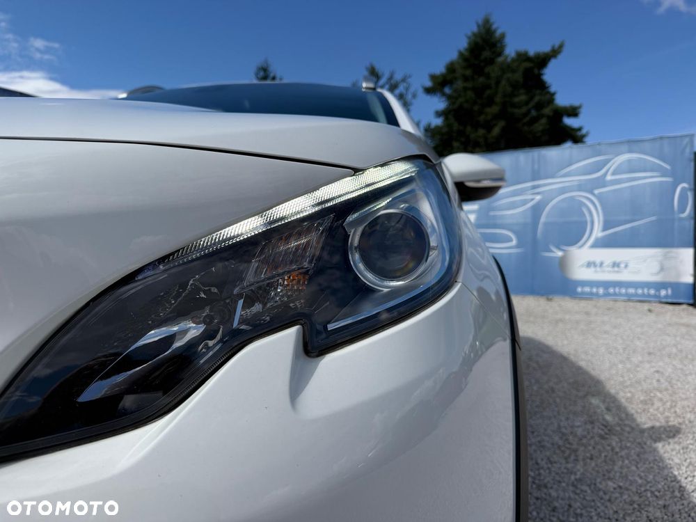 Peugeot 2008 1.2 Pure Tech Active S&S - 10