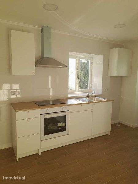 Apartamento de Moradia T1 Remodelada em Mafra-Gare - Grande imagem: 2/6
