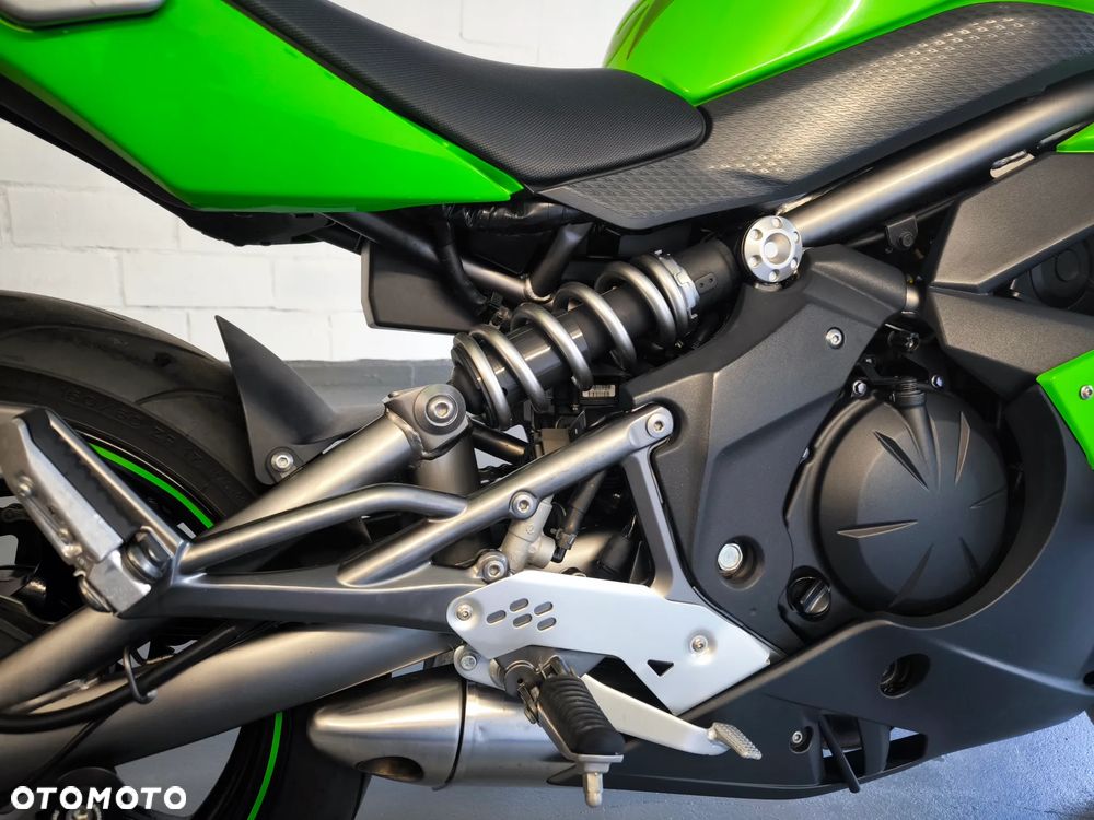 Kawasaki ER - 24