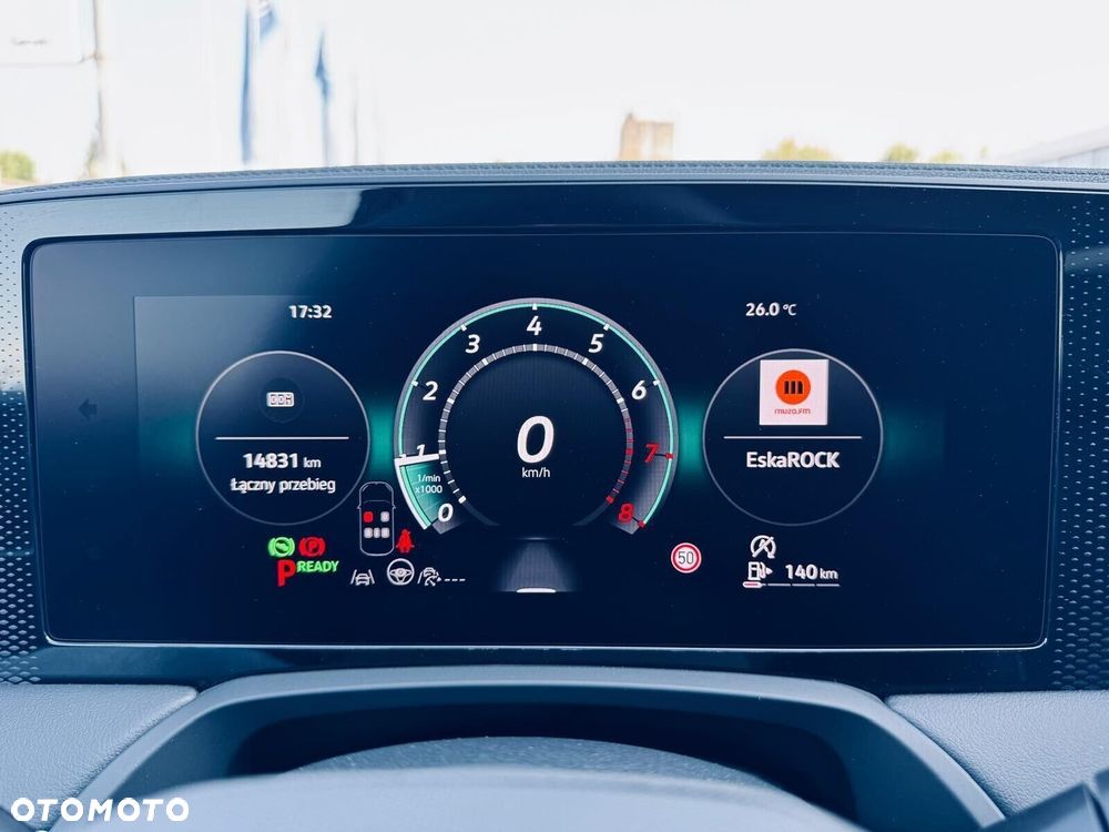 Volkswagen Passat - 25