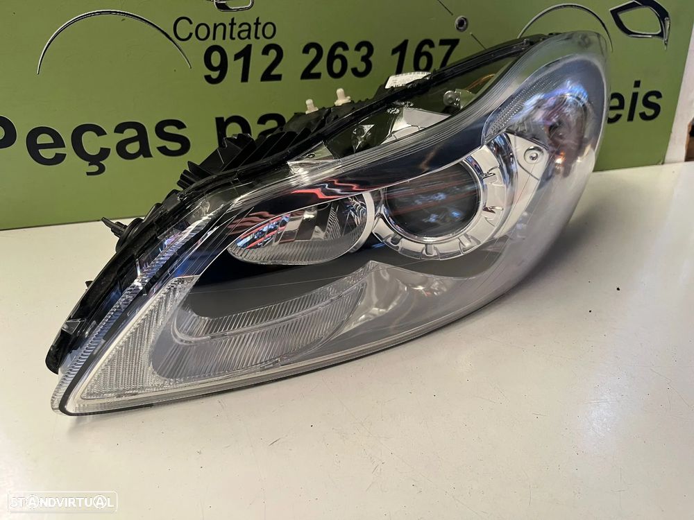 VOLVO C30 FAROL ESQUERDO - FF772 - 3