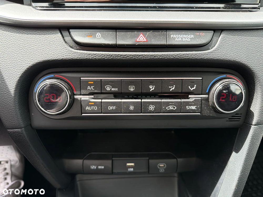 Kia Ceed 1.5 T-GDI M DCT - 21