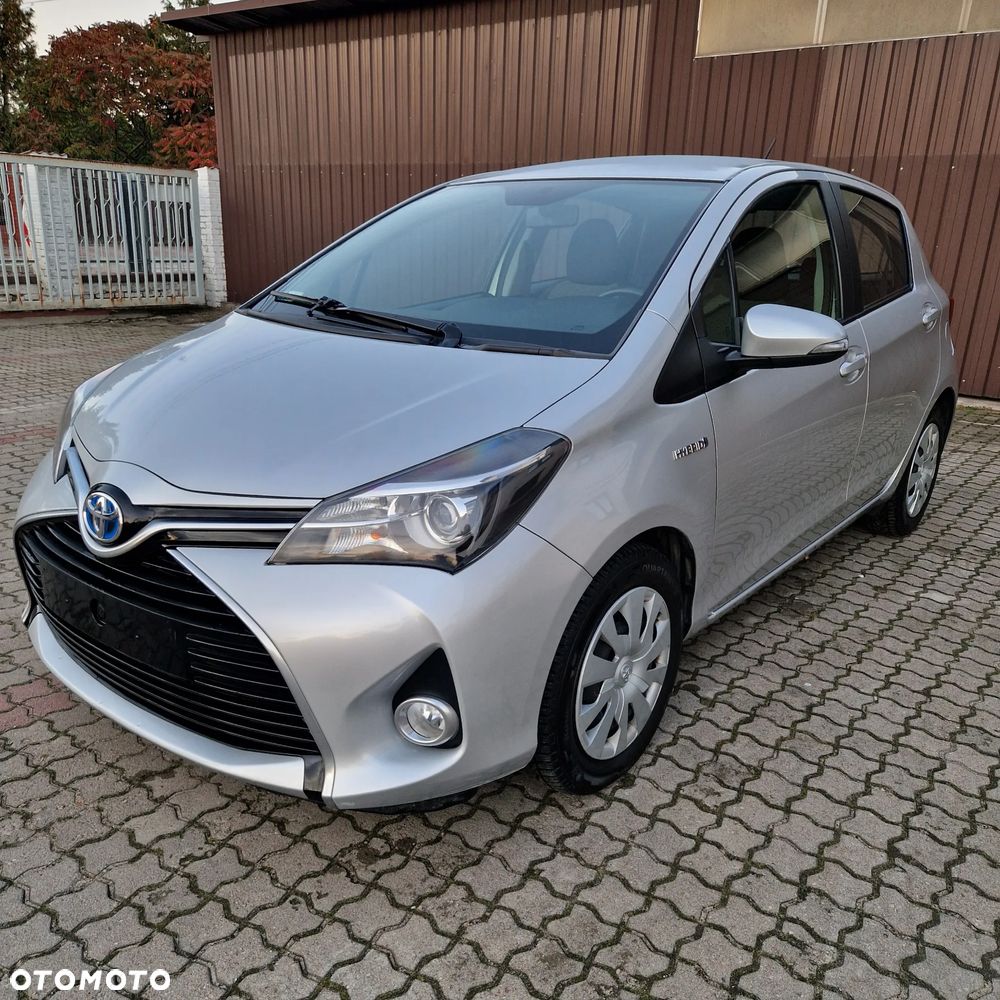 Toyota Yaris Hybrid 100 Active EU6 - 3