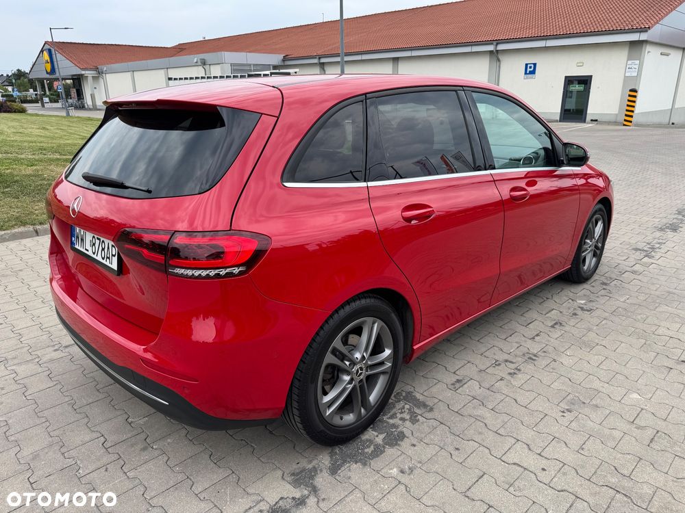 Mercedes-Benz Klasa B 180 d Progressive 7G-DCT - 39