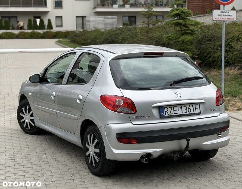 Peugeot 206 plus - 7