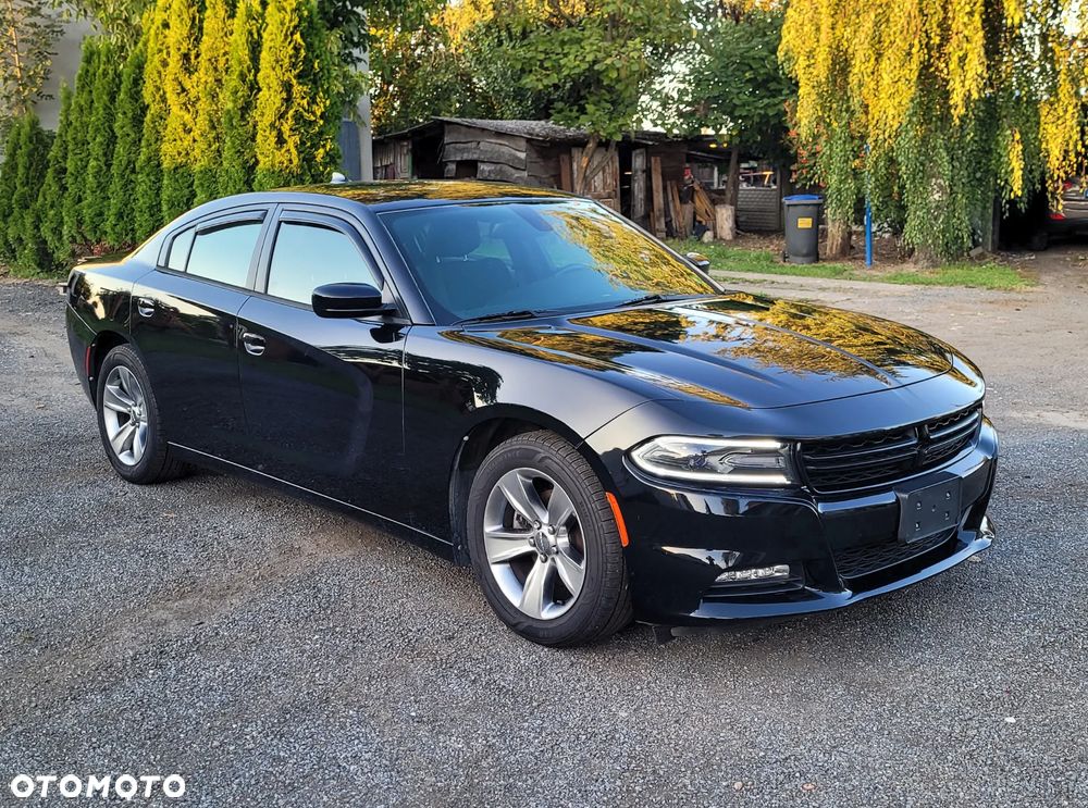 Dodge Challenger - 10
