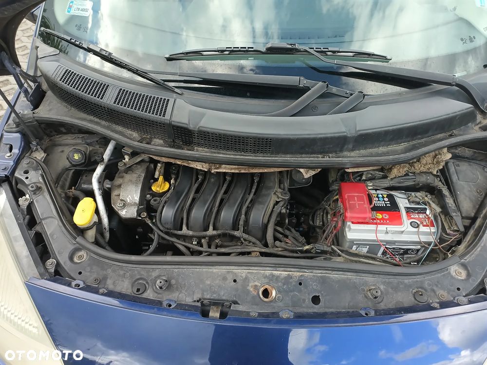Renault Grand Scenic - 24