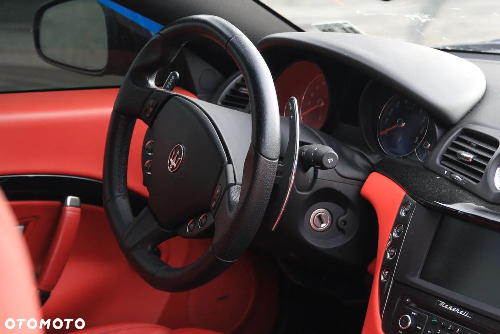 Maserati GranTurismo MC - 30