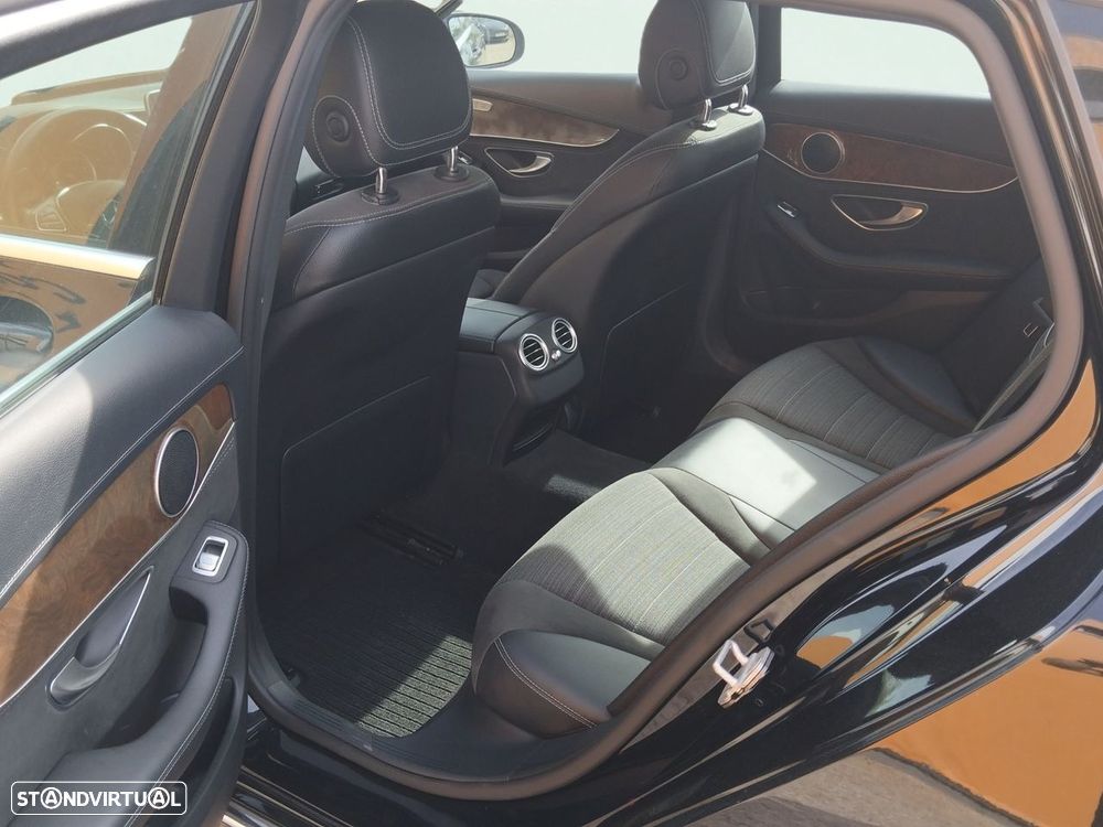 Mercedes-Benz C 200 - 15
